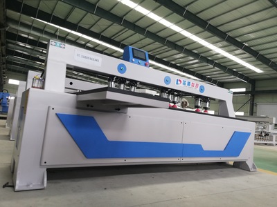 激光側(cè)孔機(jī) 現(xiàn)代木材加工中的高效全自動(dòng)解決方案